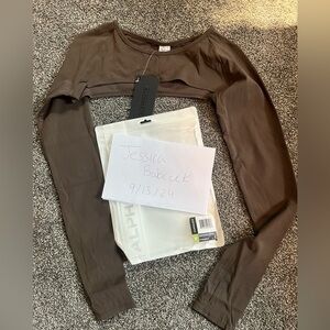 Alphalete Aura shrug